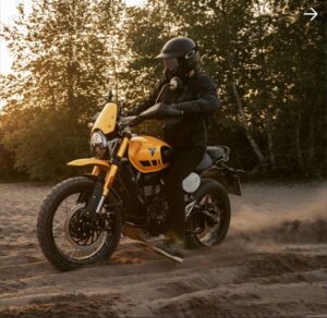 triumph thruxton 400